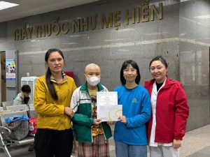 Năm 2025 - Trao 40 suất học bổng “Em ước mong sao” cho học sinh khá/giỏi đã hoặc đang điều trị ung thư Năm 2025 - Trao 40 suất học bổng “Em ước mong sao” cho học sinh khá/giỏi đã hoặc đang điều trị ung thư